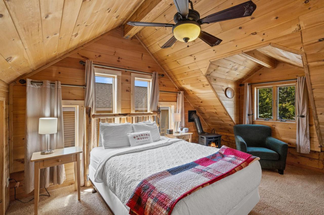 The Bucking Moose Hotell West Yellowstone Exteriör bild