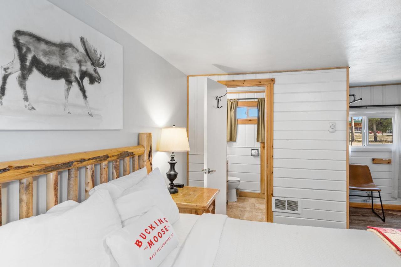 The Bucking Moose Hotell West Yellowstone Exteriör bild