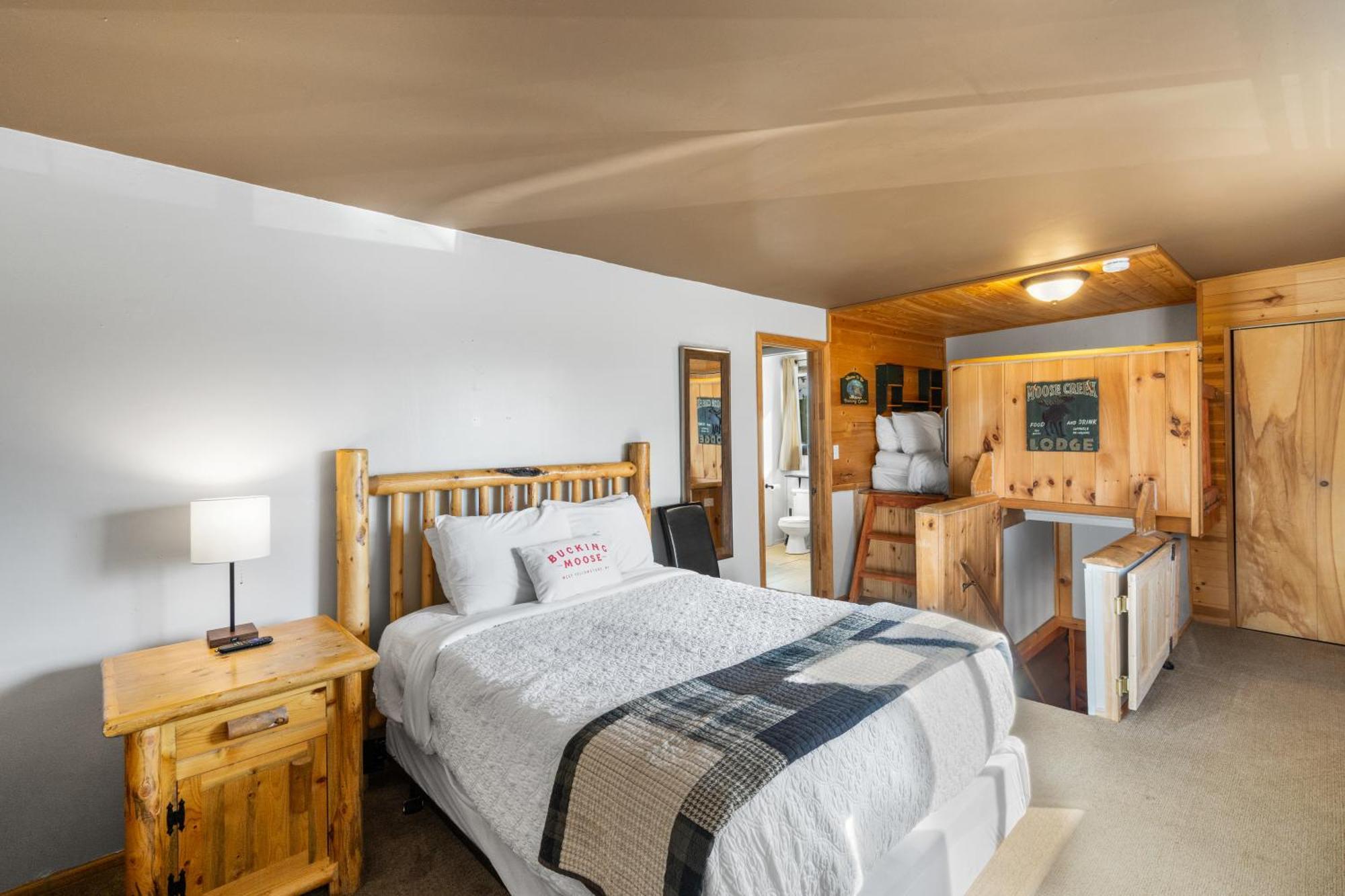 The Bucking Moose Hotell West Yellowstone Exteriör bild