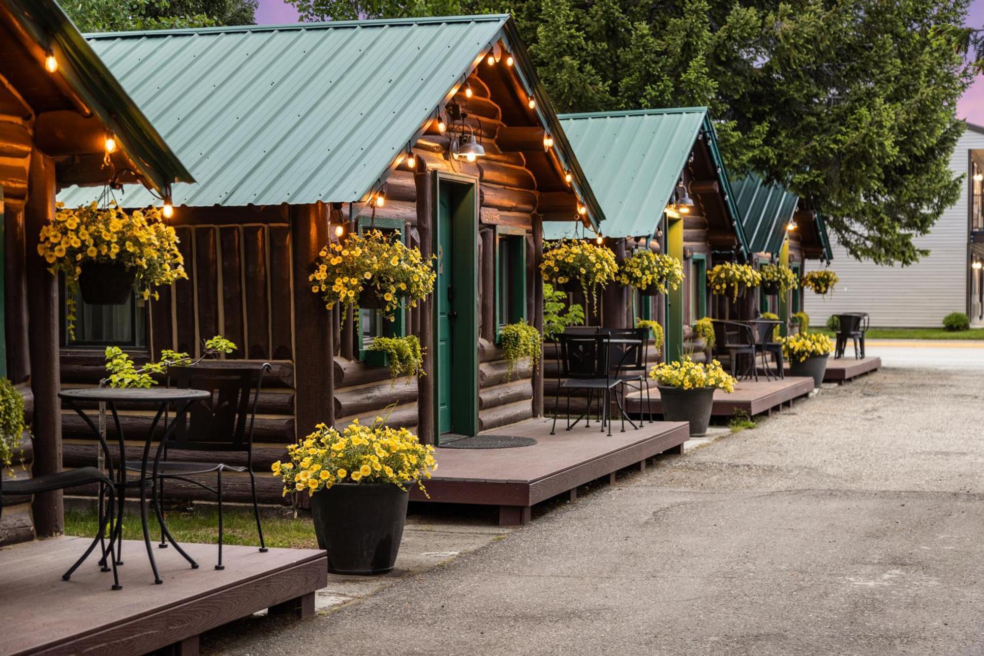 The Bucking Moose Hotell West Yellowstone Exteriör bild