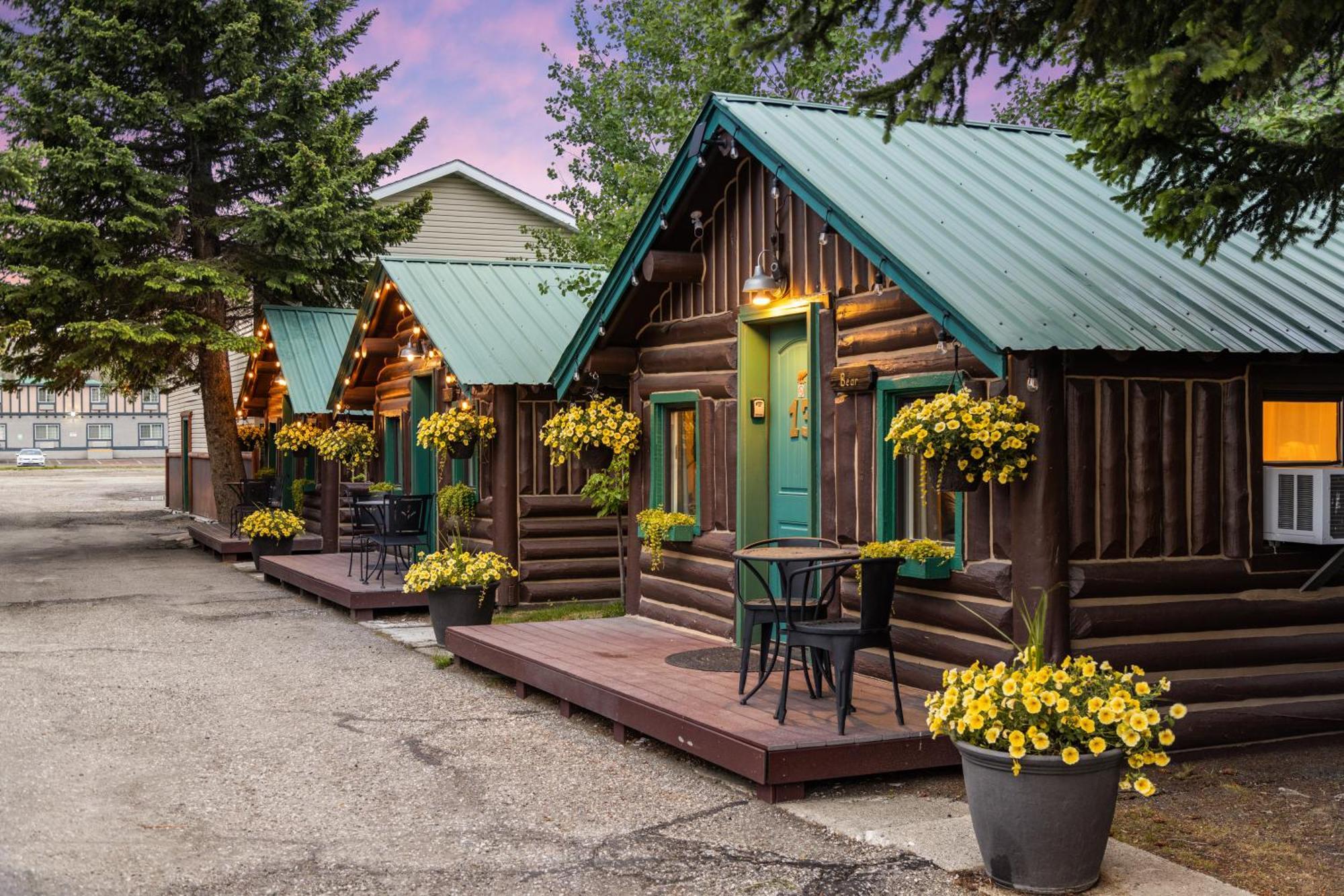 The Bucking Moose Hotell West Yellowstone Exteriör bild