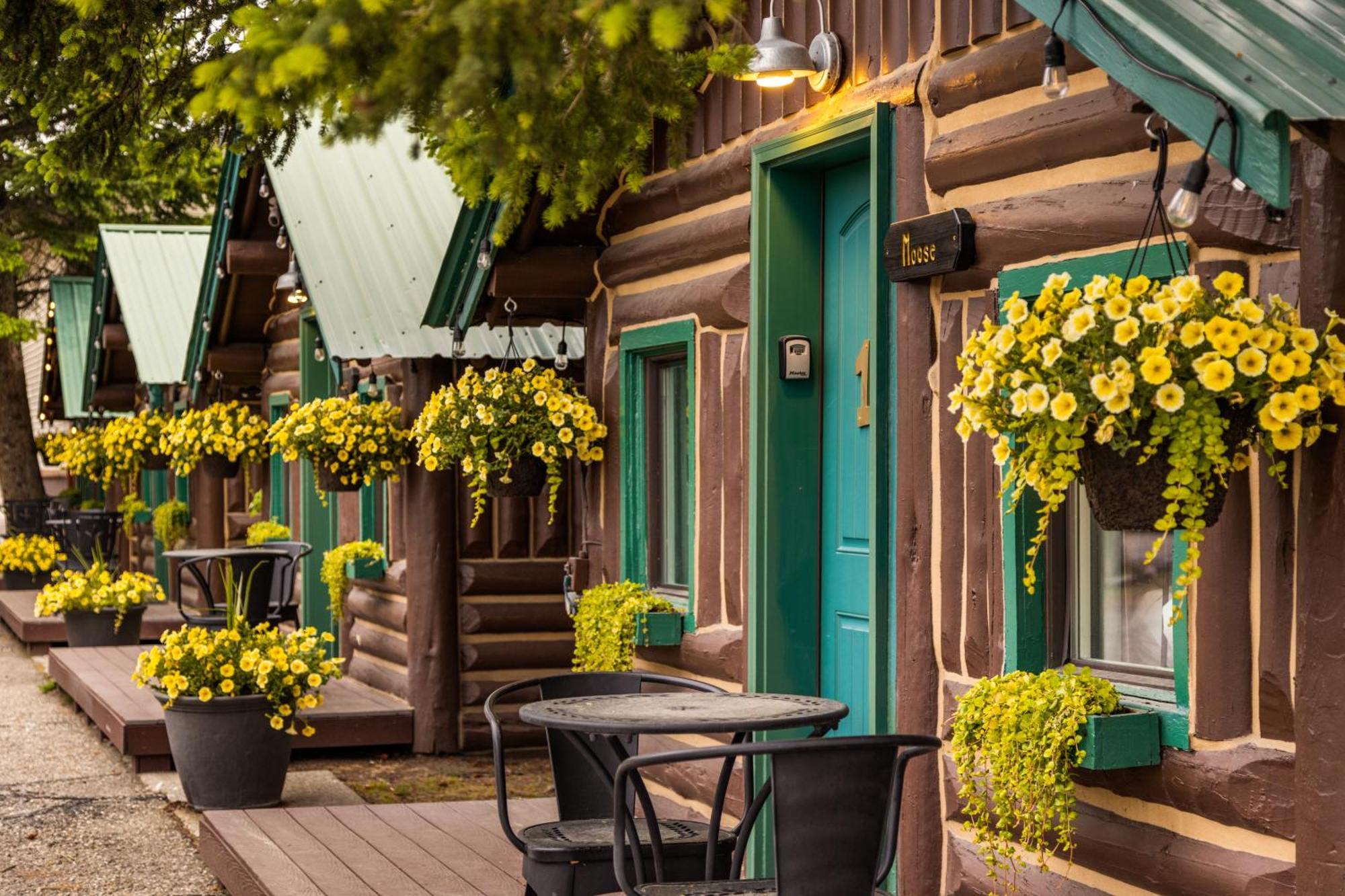 The Bucking Moose Hotell West Yellowstone Exteriör bild
